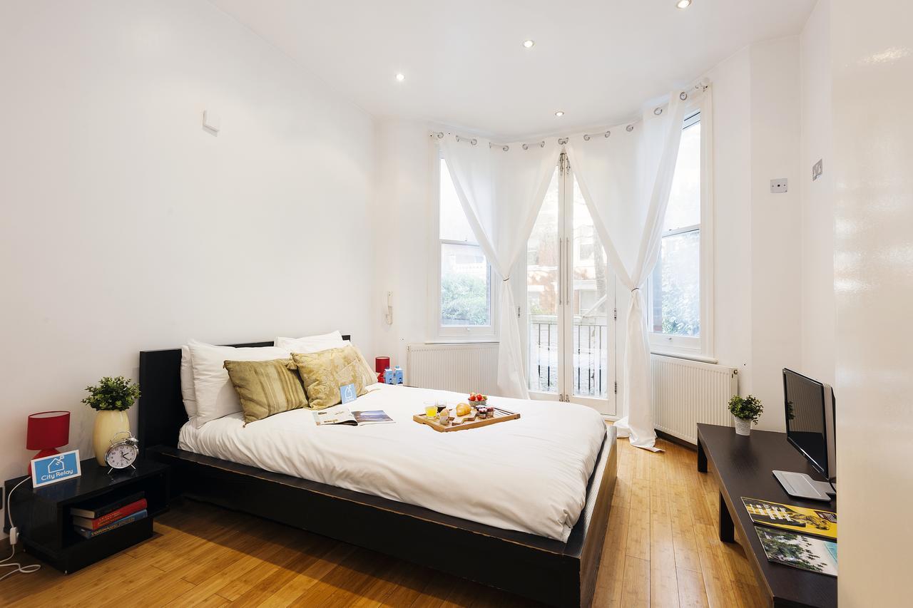 The Cheniston Gardens Abode Londra