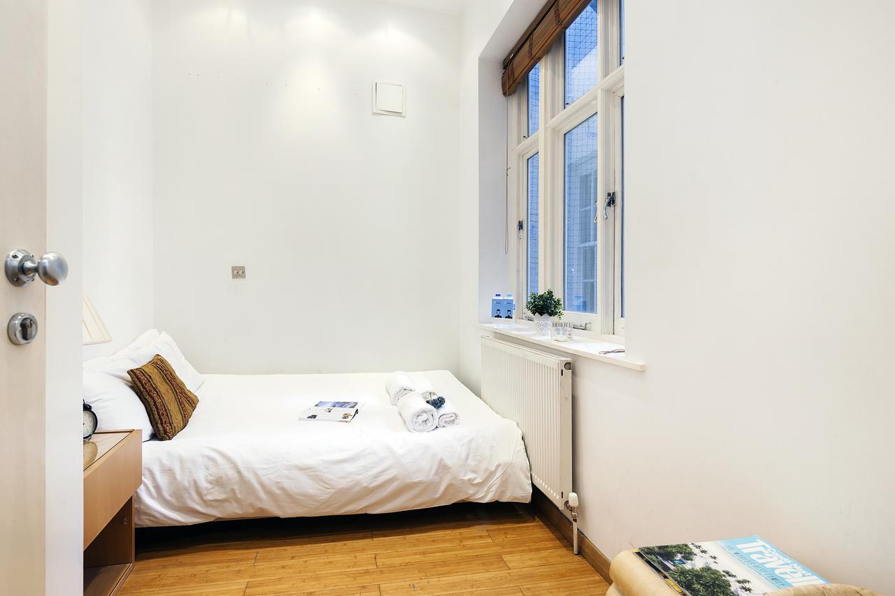 Appartamento The Cheniston Gardens Abode *