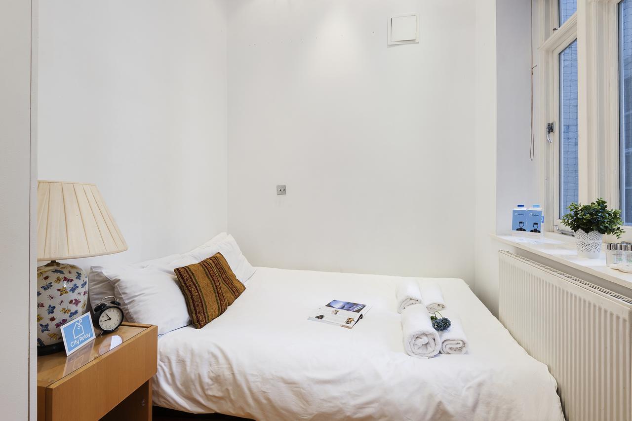 Appartamento The Cheniston Gardens Abode *