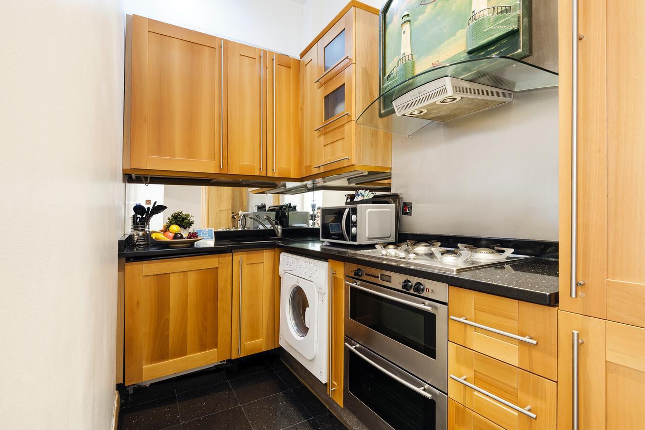 Appartamento The Cheniston Gardens Abode *